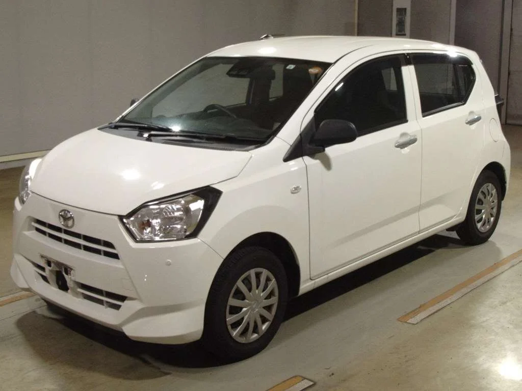 Toyota Pixis Epoch LA350A 2021